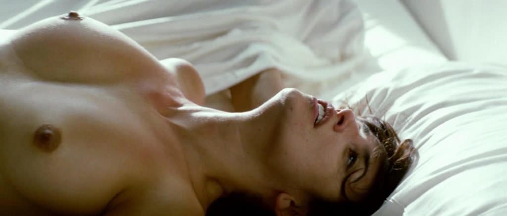 Penelope Cruz nude – Broken Embraces (2009) Breasts Scene