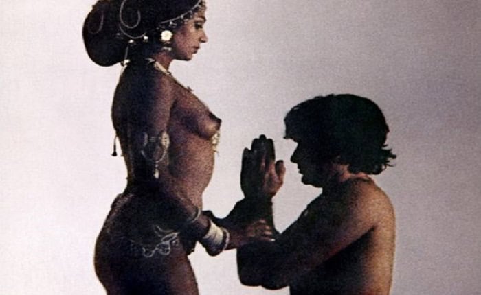 Simi Garewal nude in Siddhartha (1972)