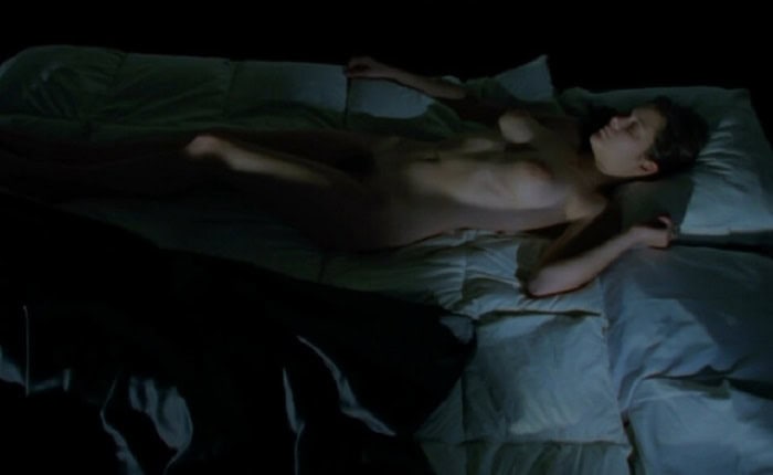 Marion Cotillard nude, Nozha Khouadra, etc nude in Chloe (1996)