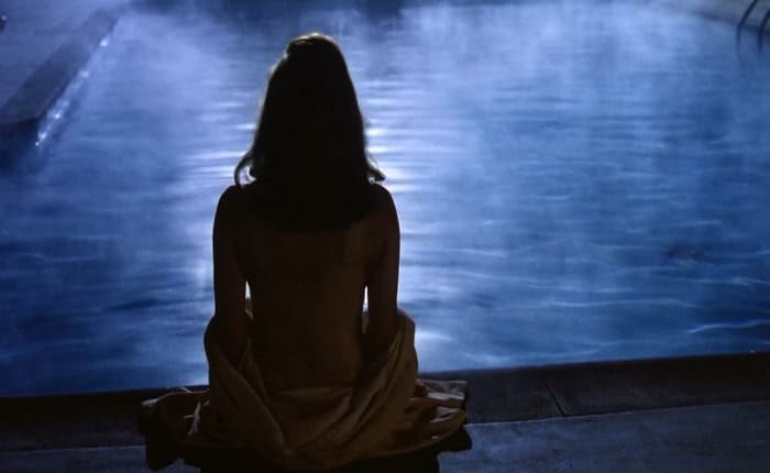 Mimi Rogers, Rebekka Armstrong nude in Hider in the House (1989)