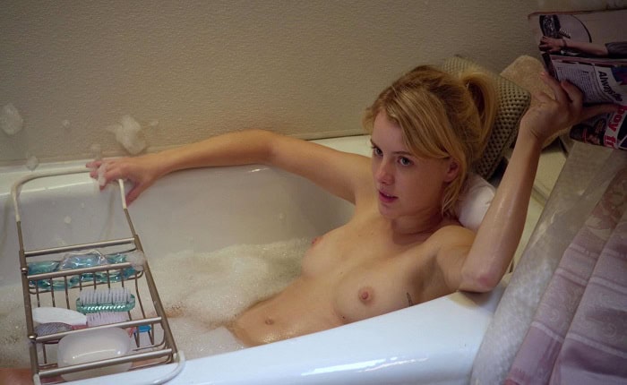 Laura Wiggins nude in Shameless S01 (2011)