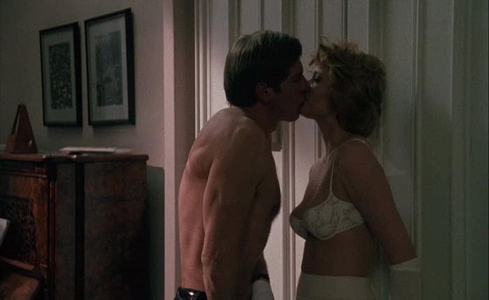 Elizabeth Whitcraft, Melanie Griffith, etc nude in Working Girl (1988)